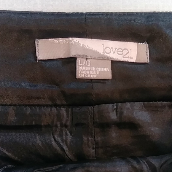 🆕2tone black skirt with satin waist - Picture 8 of 10